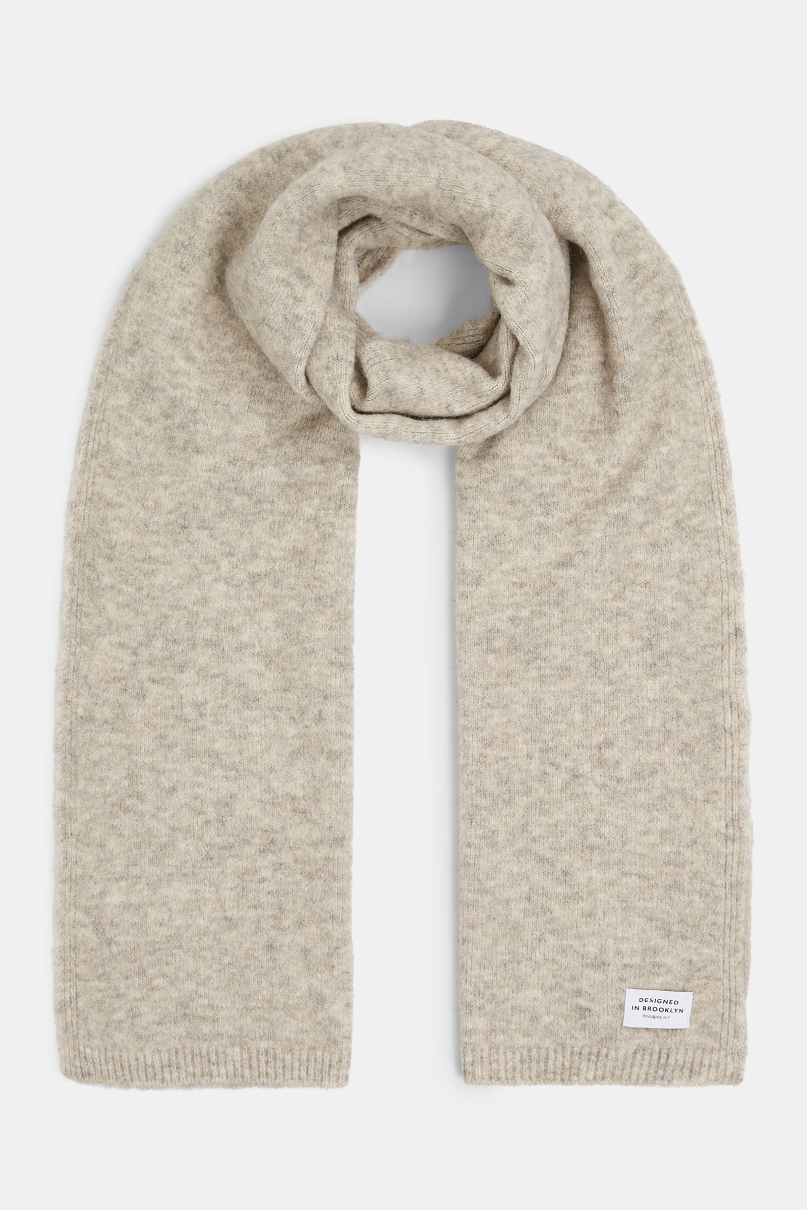 PACKSHOT FRONT: SCARF (W23L217) TAUPE