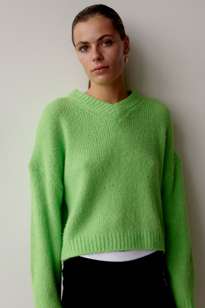 JUMPER (W24B275) VIVID GREEN