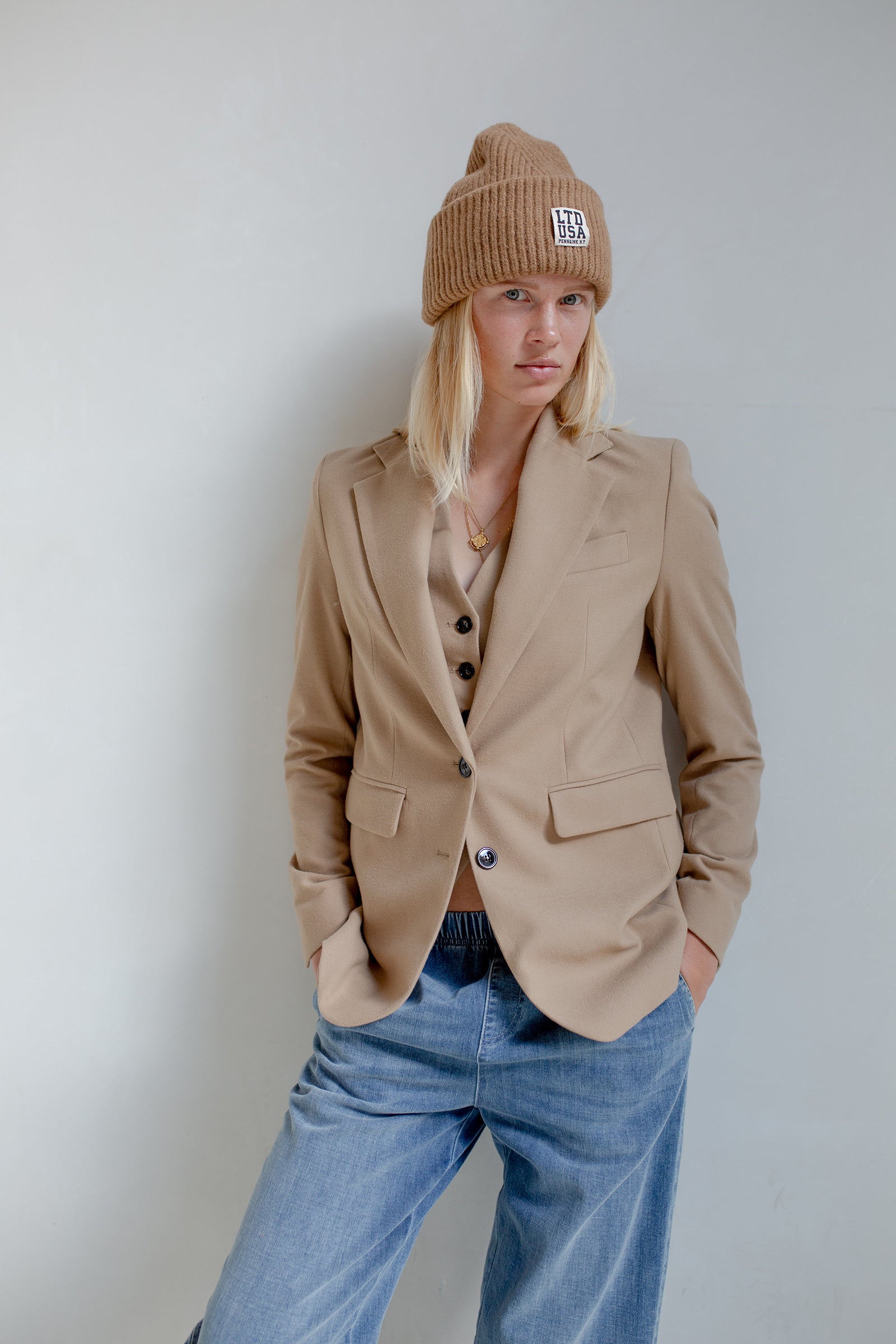 BLAZER (W24N1551LTD) CAMEL