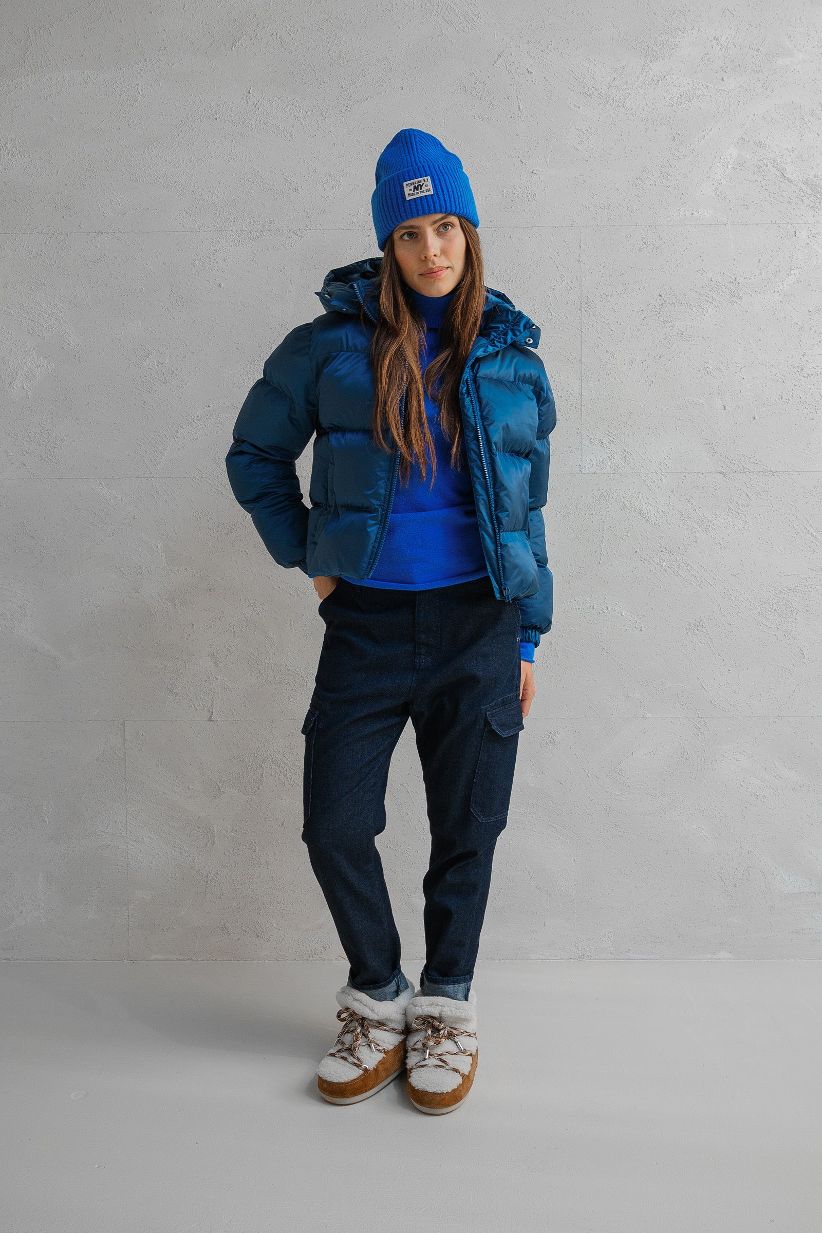 BEANIE (W25B354) ROYAL BLUE