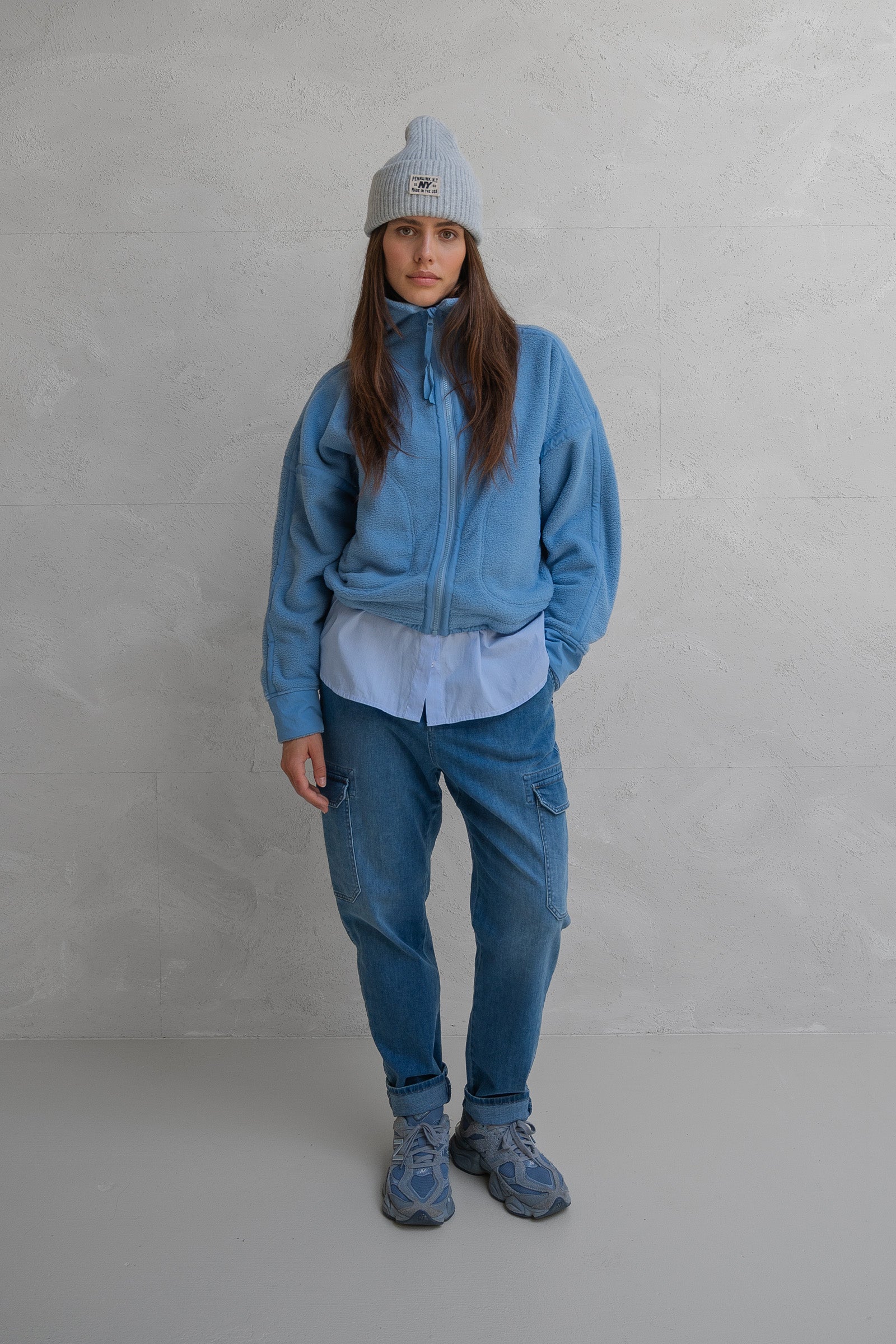 TROUSERS (W25Z783) MID BLUE JEANS