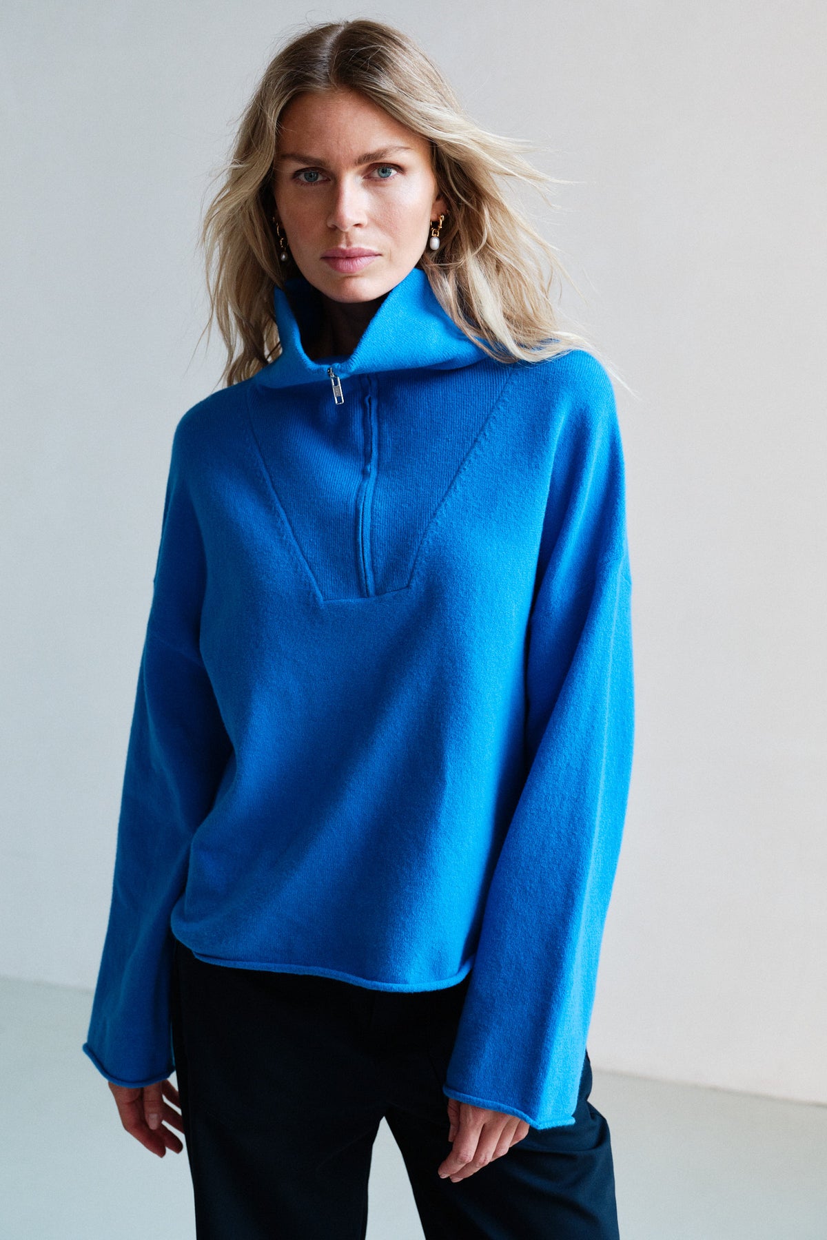 JUMPER (W26B445LTD) STRONG BLUE