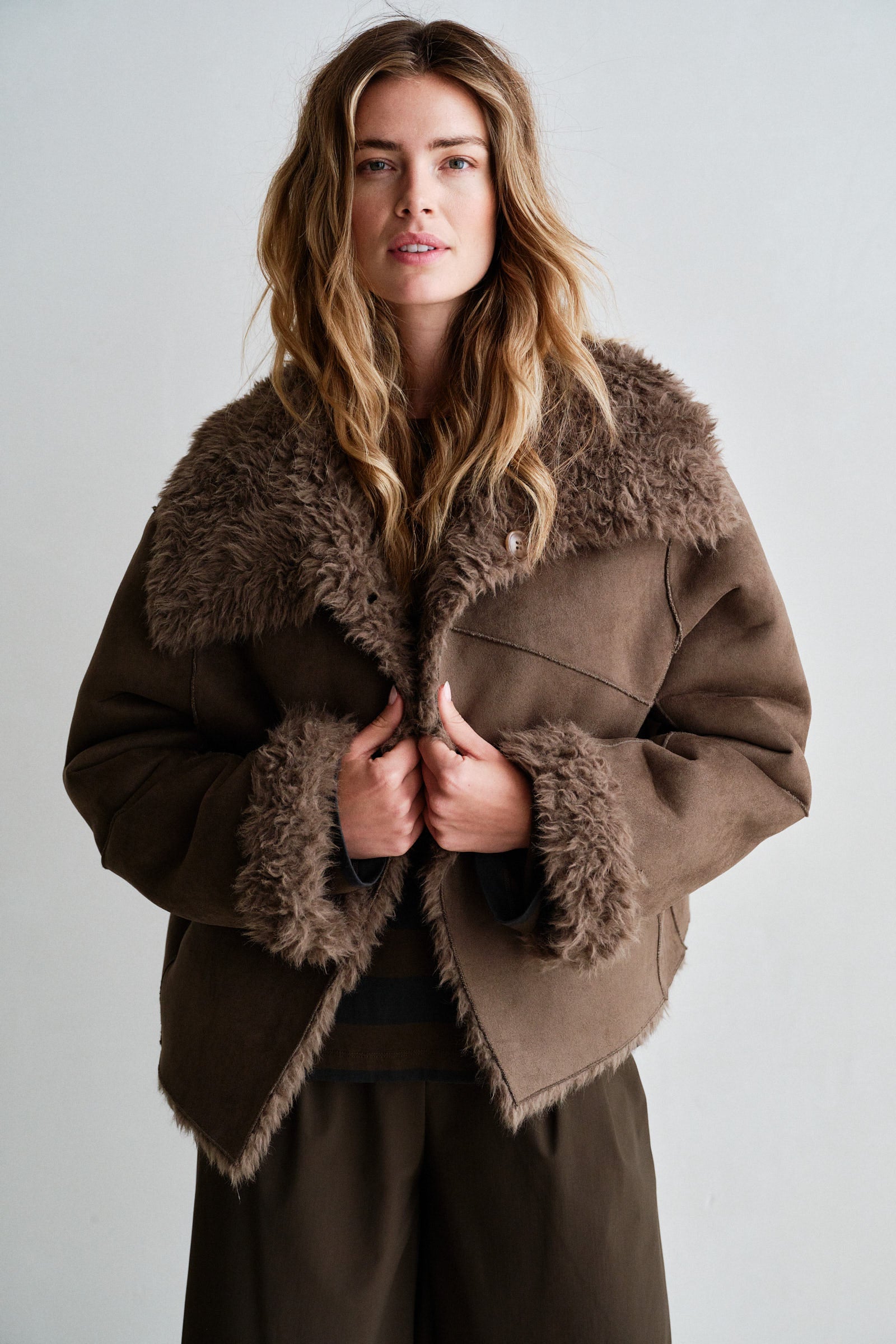 REVERSABLE COAT (W26C382) TABAC