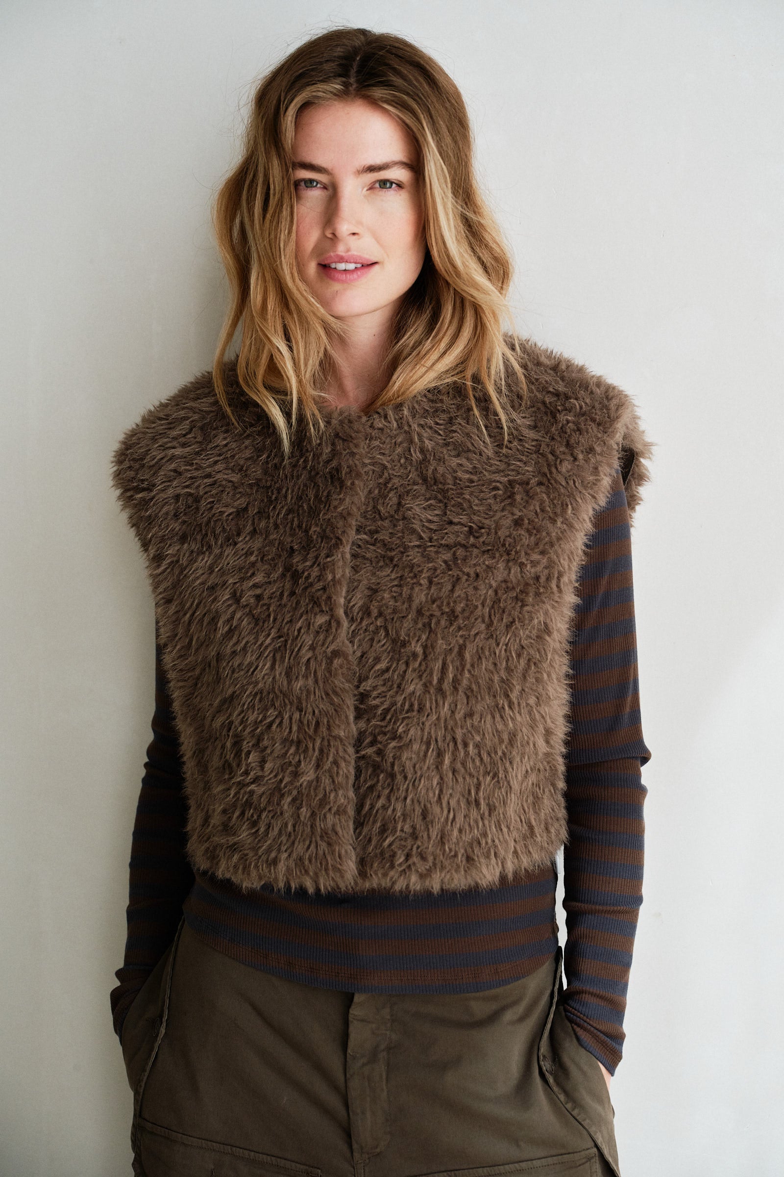 WAISTCOAT (W26C383) TABAC