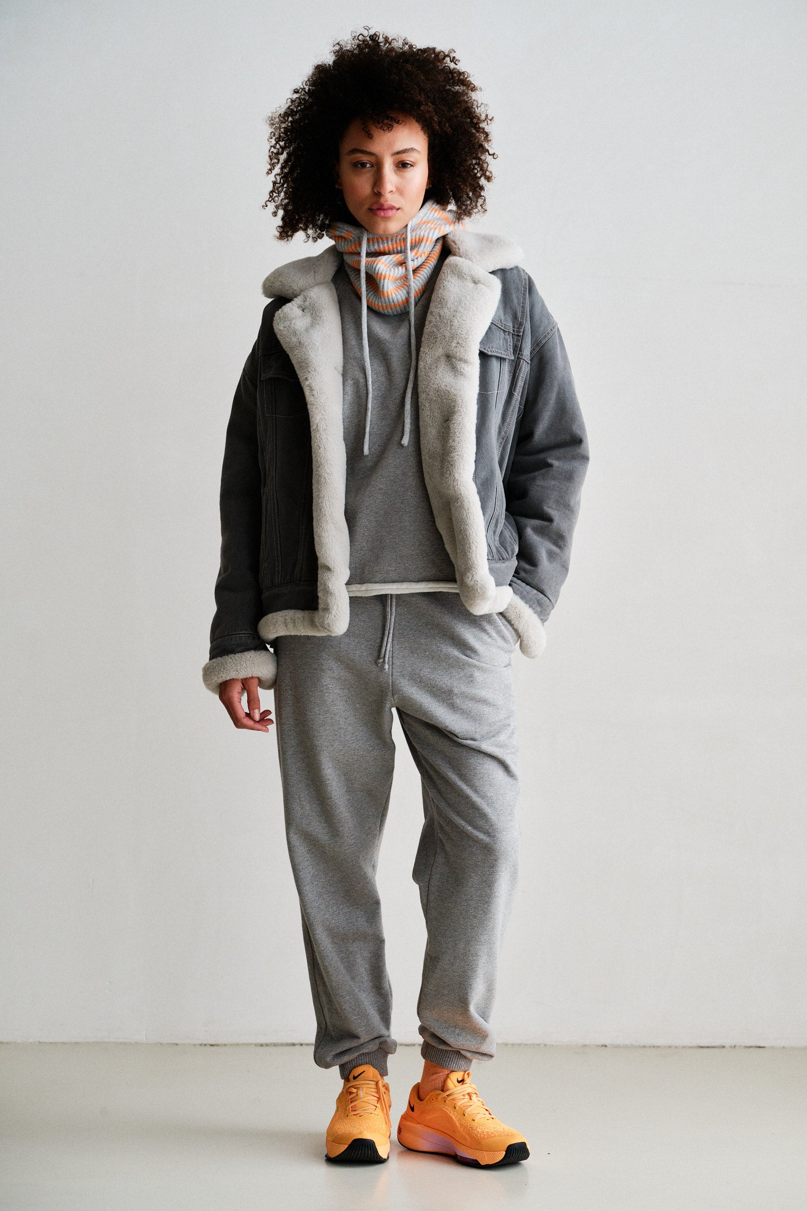 JACKET (W26C389) GREY JEANS