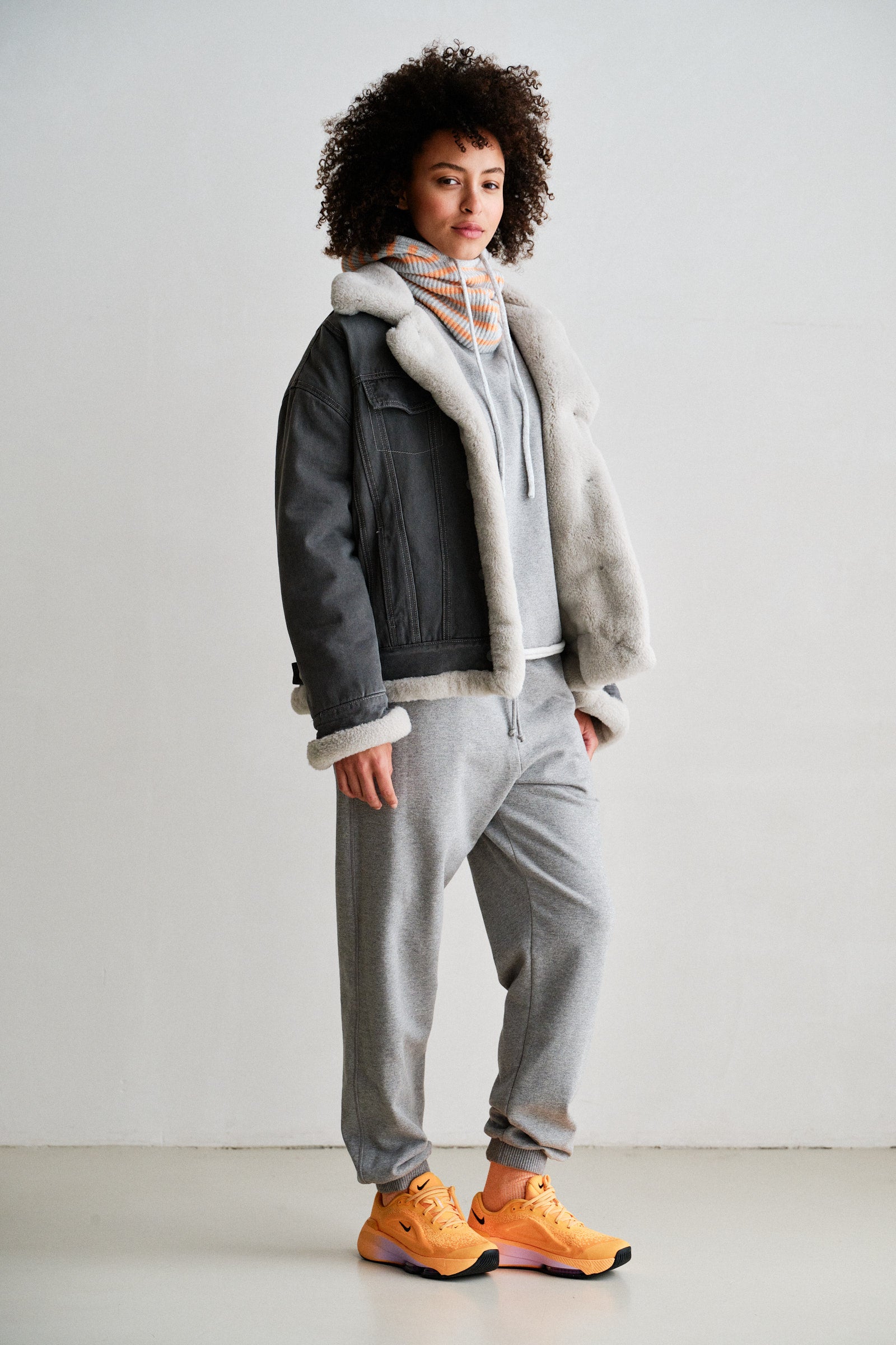 JACKET (W26C389) GREY JEANS