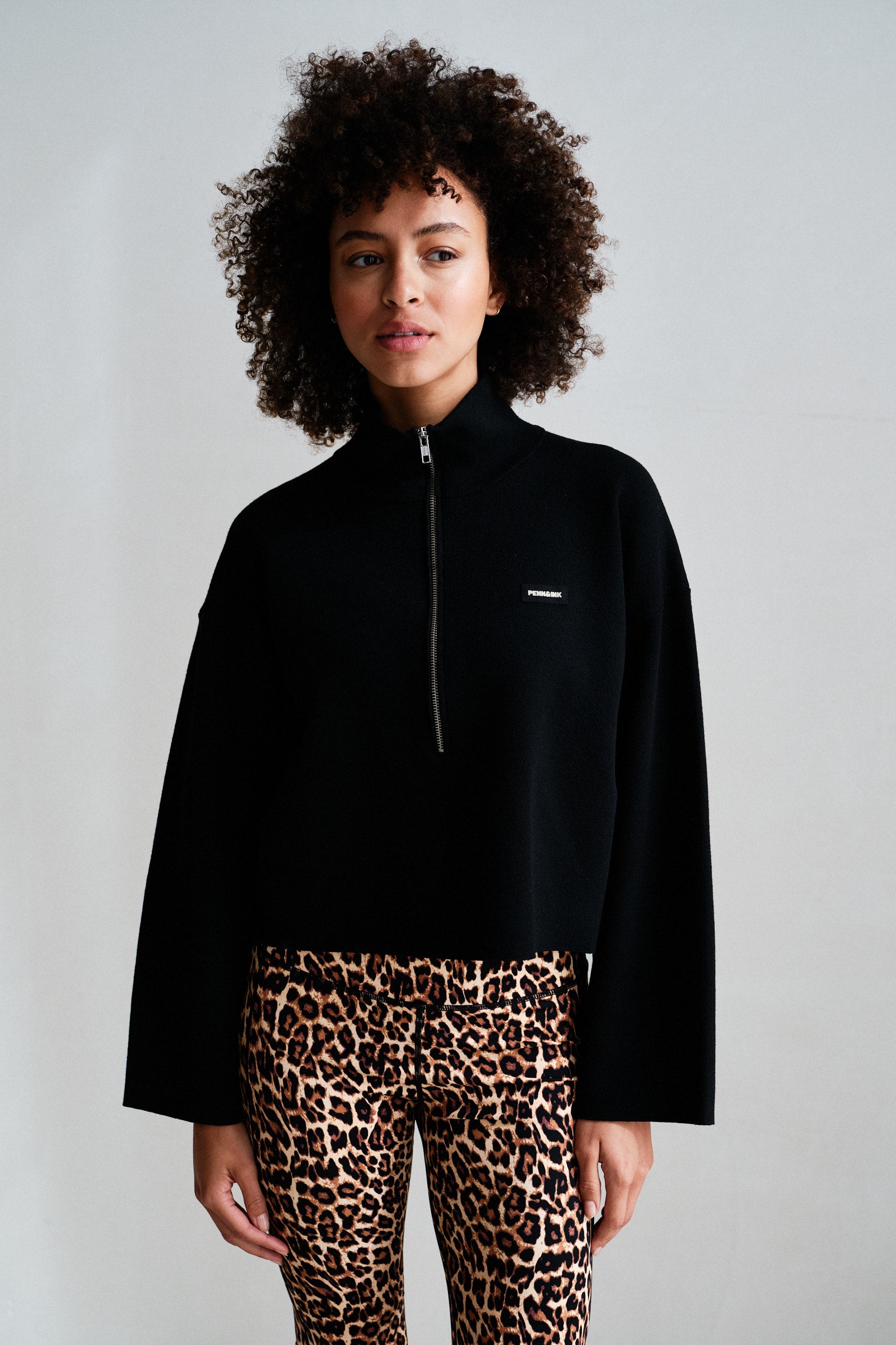 JUMPER (W26B420) BLACK
