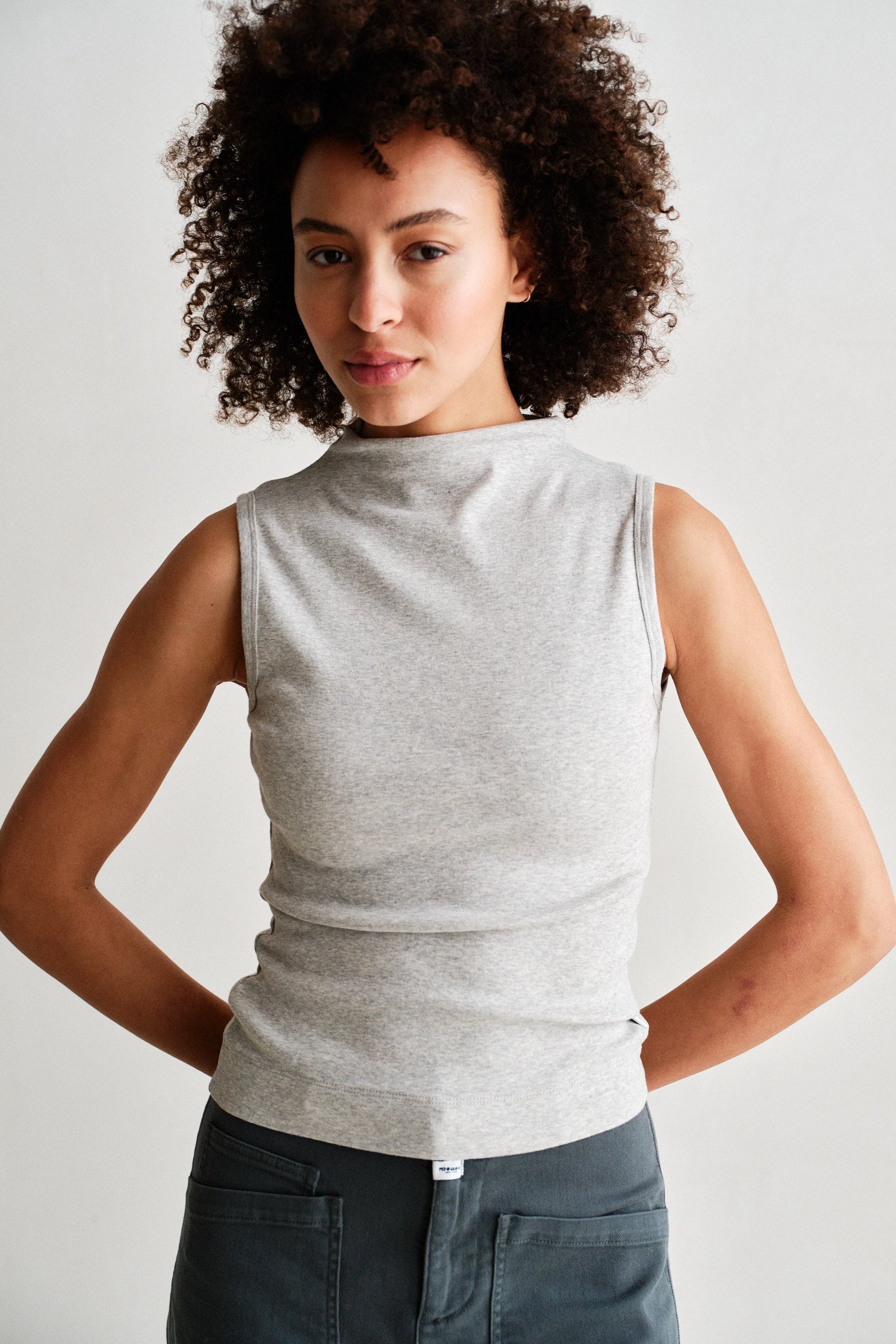 TOP (W26F1918) GREY MELANGE