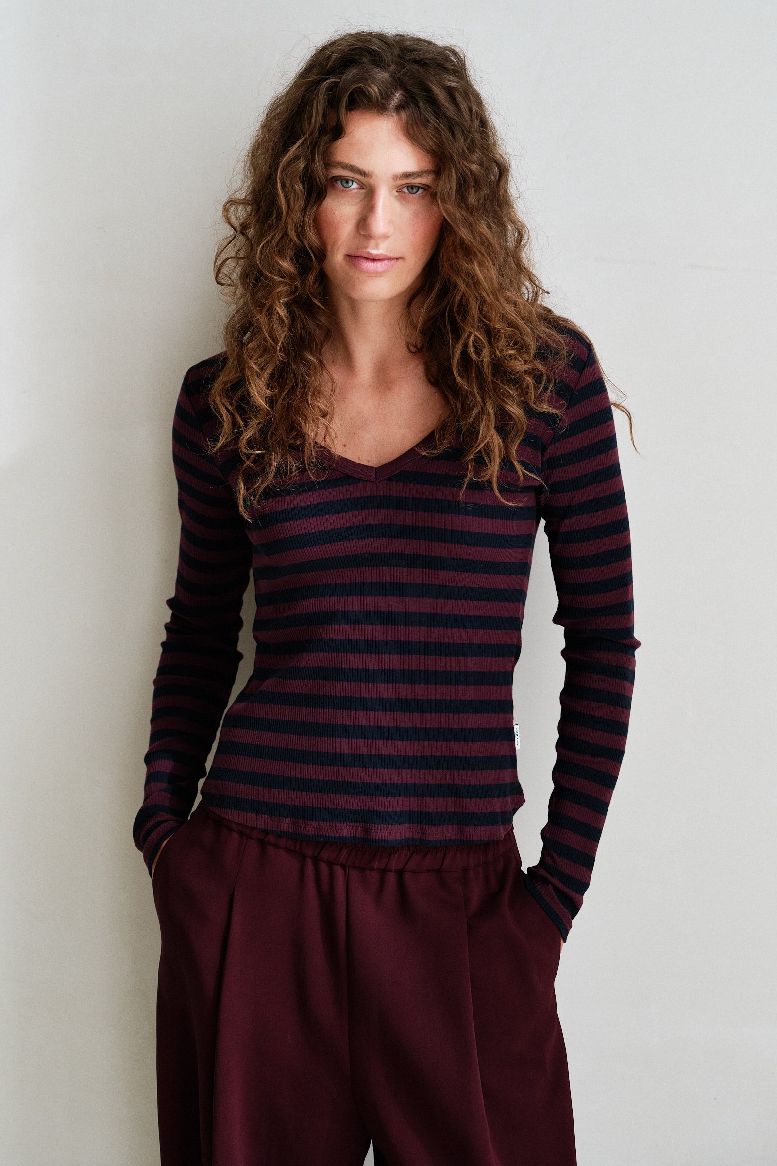 LONGSLEEVE  (W26F1923) AUBERGINE - NAVY