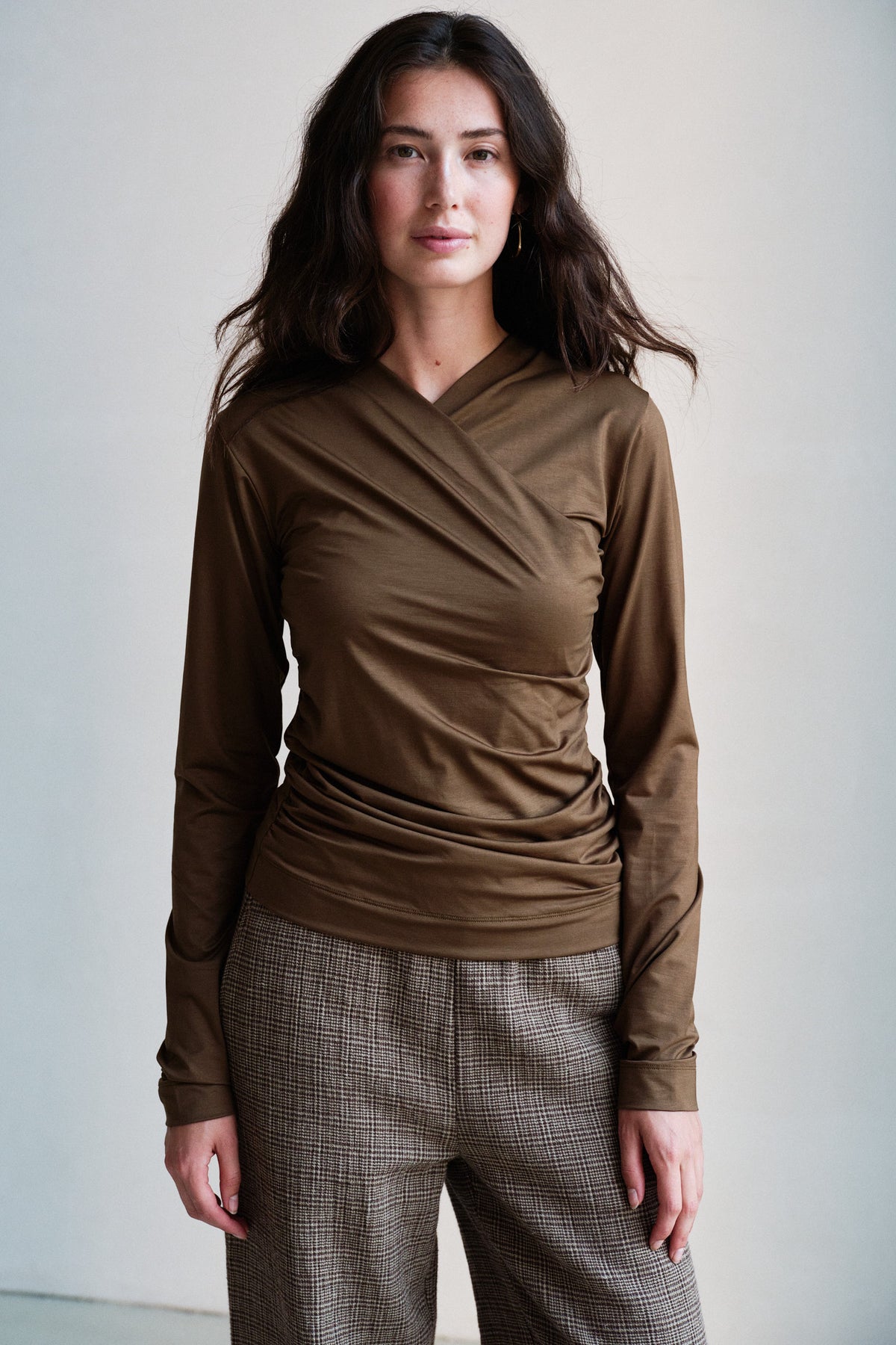 LONGSLEEVE (W26F1974LTD) KHAKI