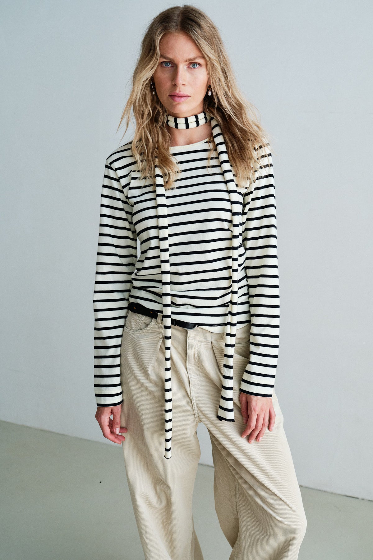 LONGSLEEVE STRIPE (W26F1977LTD) ECRU - BLACK