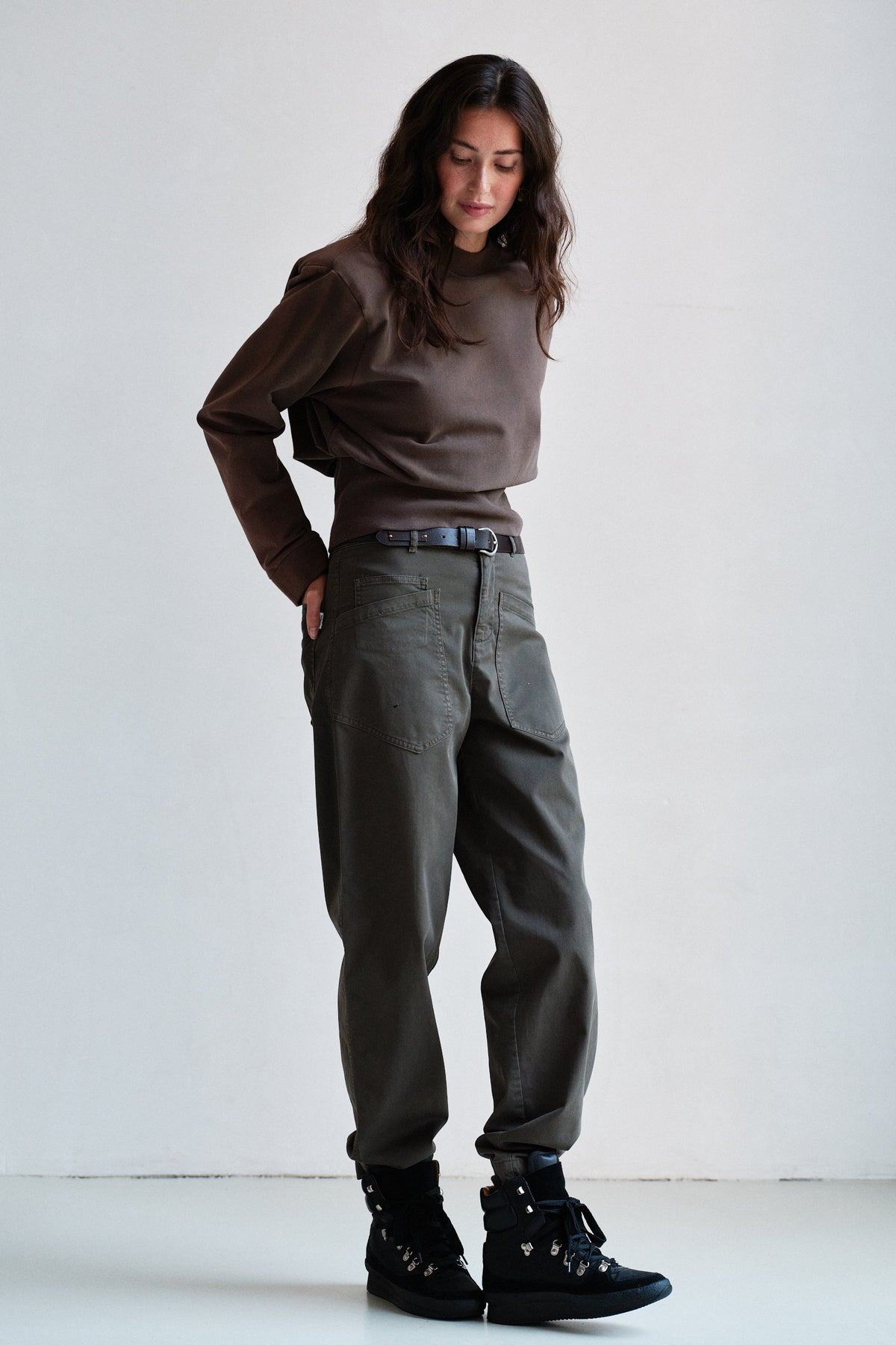 SWEATER (W26F1980LTD) TABAC