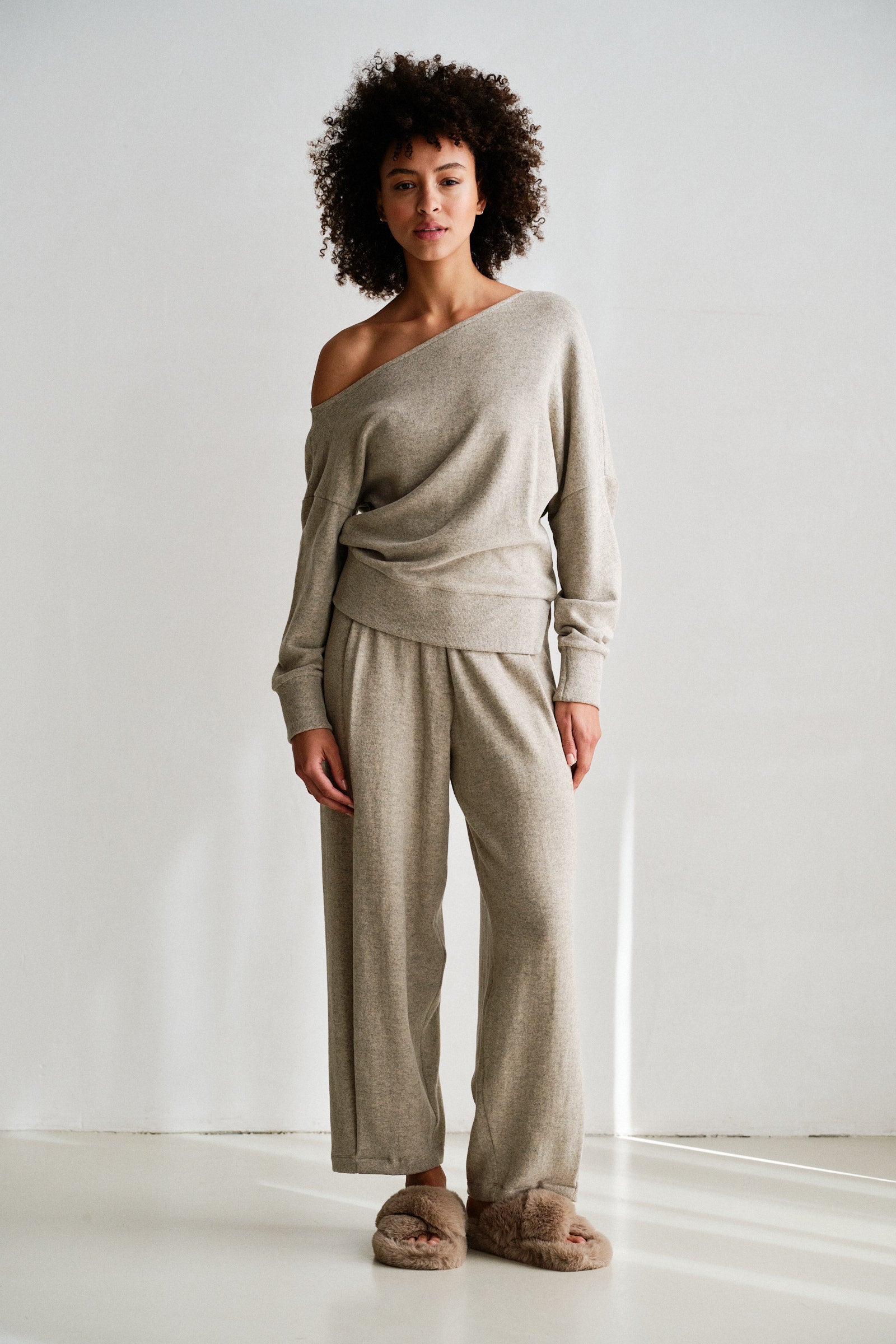 TROUSERS (W26T1306) BEIGE