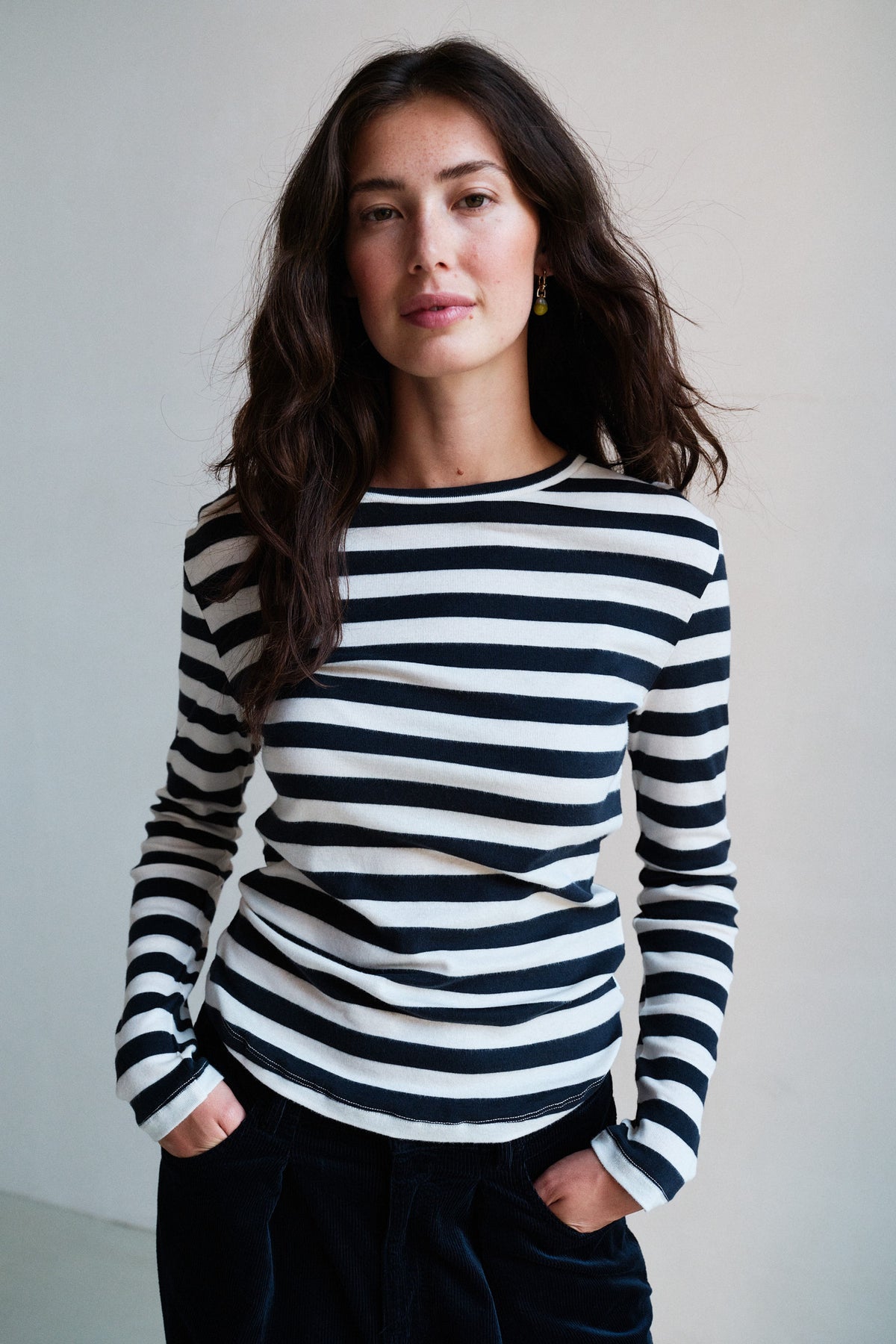 LONGSLEEVE (W26T1344LTD) NAVY - ECRU