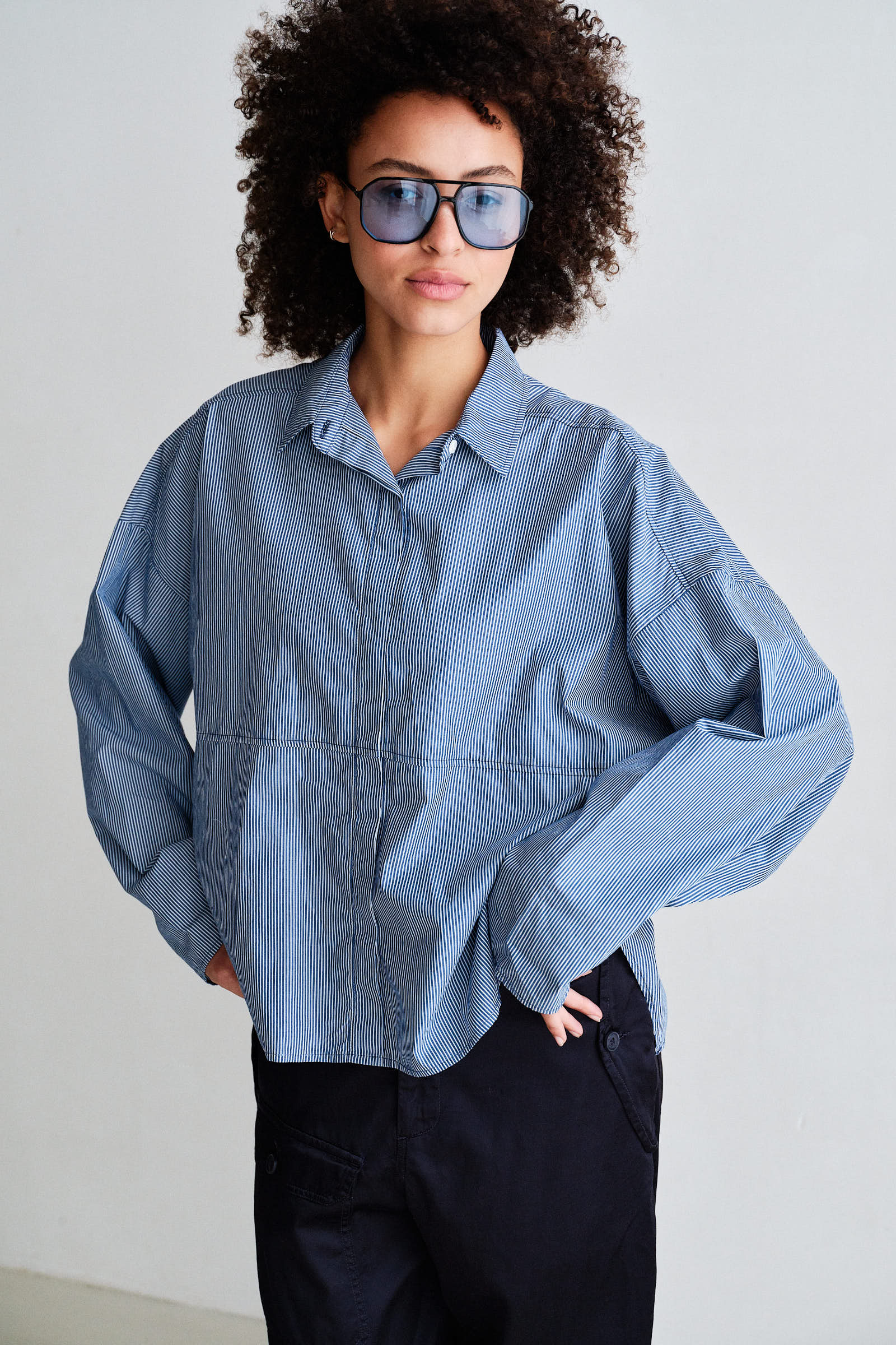 BLOUSE (W26Z908) BLUE STRIPE