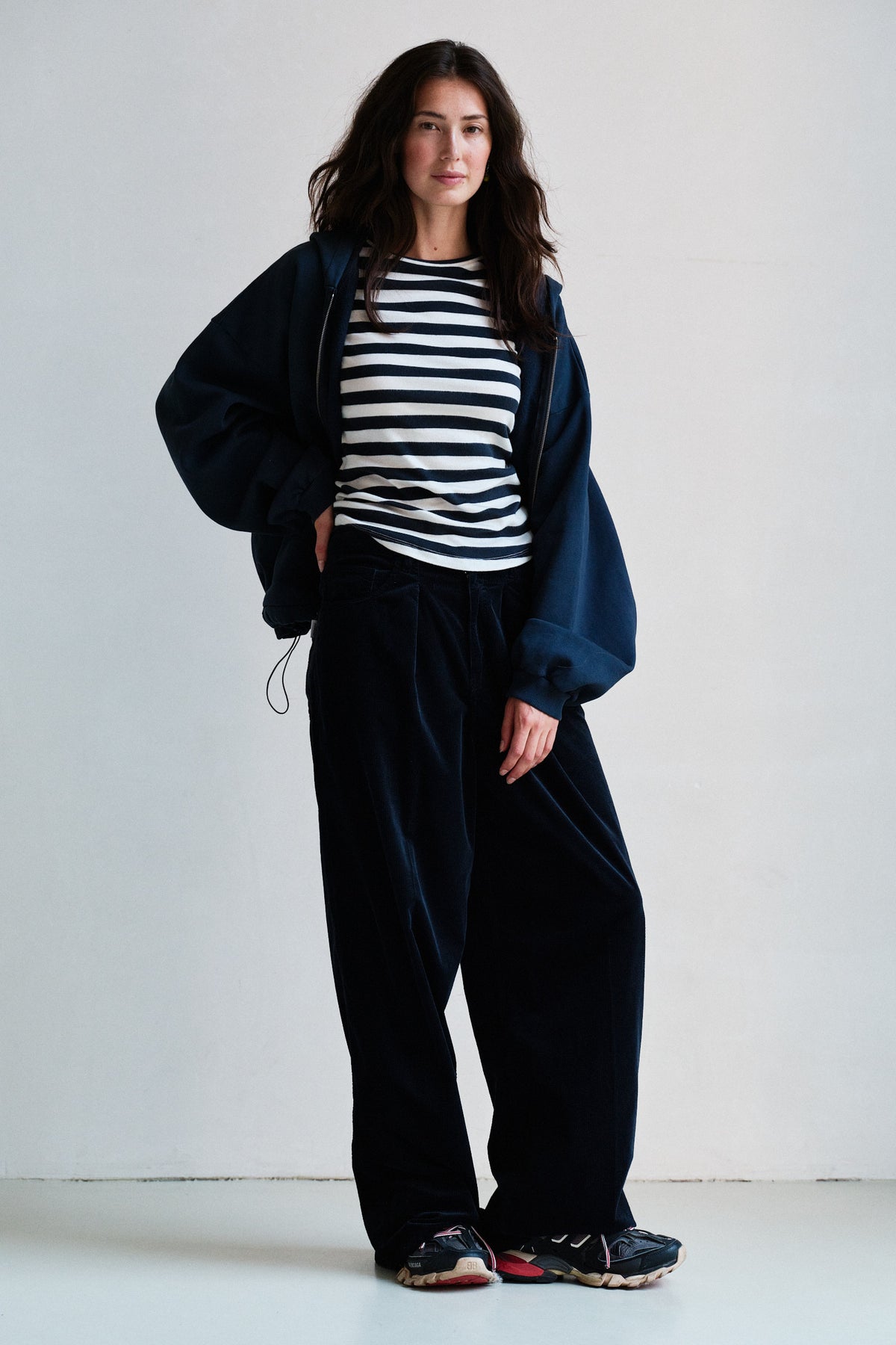 TROUSERS (W26Z921LTD) NAVY