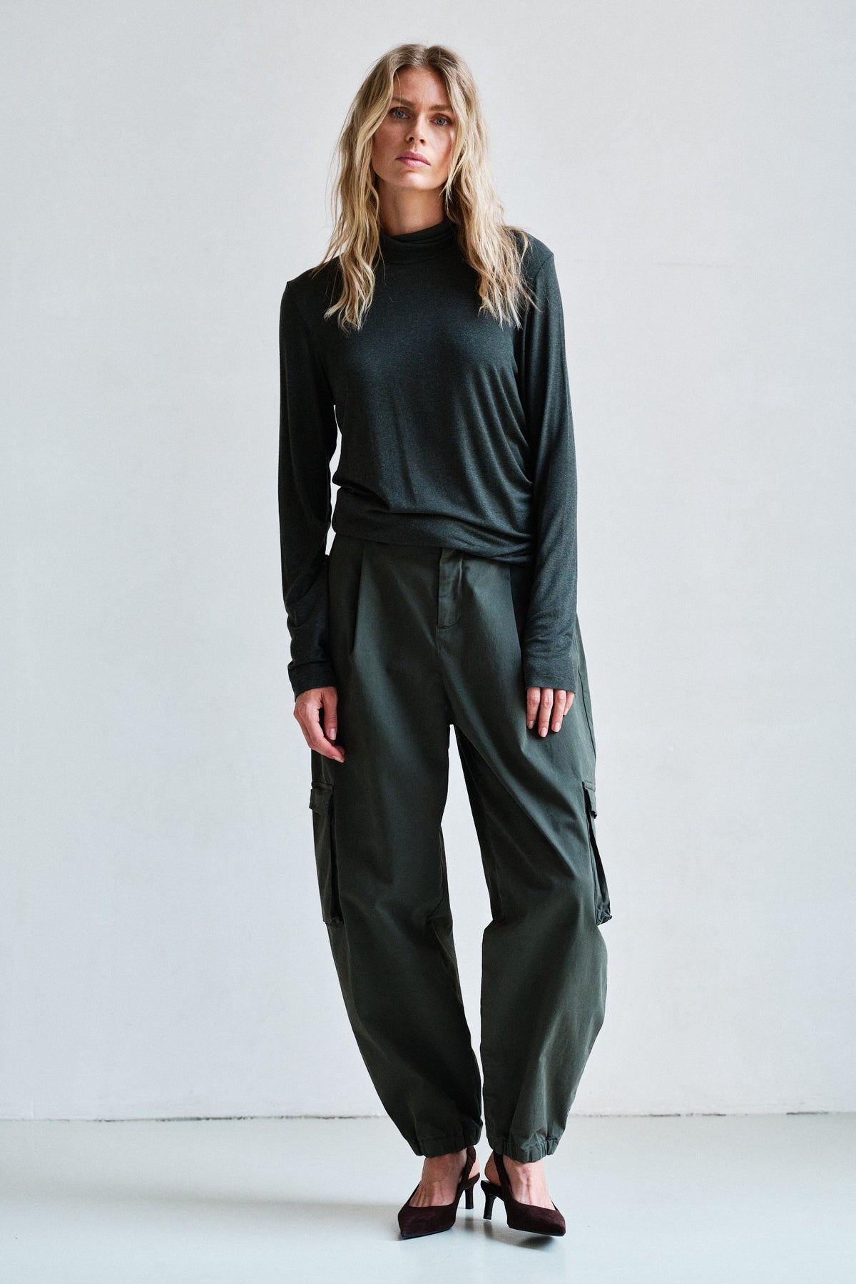 TROUSERS (W26Z929LTD) PEAT